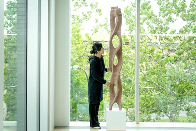 Cocoon: 3D Printed Clay Formwork for Concrete Casting
